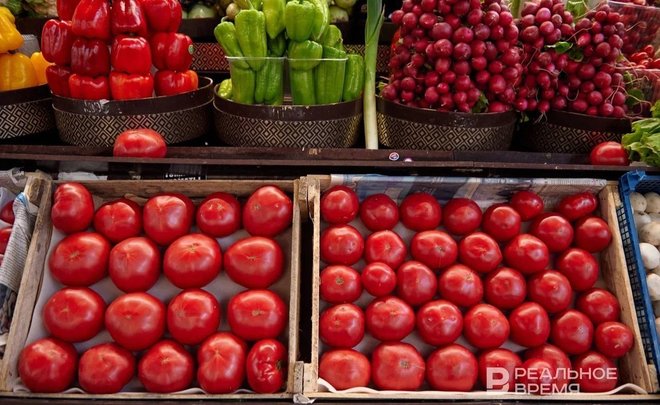 Официальная статистика: в Татарстане за неделю подешевели помидоры, консервы для детского питания и бананы