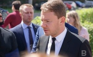 Dj Smash требует с избивших его экс-депутата и промоутера 12,5 млн рублей «за моральные страдания»