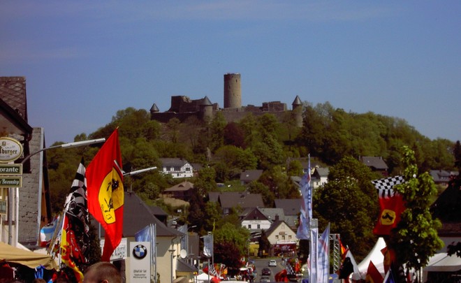 В Германии из-за угрозы теракта эвакуируют посетителей рок-фестиваля Rock am Ring