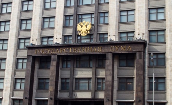 Единороссы сорвали заседание комитета Поклонской из-за ее голосования по пенсионной реформе