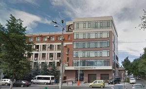 Власти Казани разрешили Главинвестстрою РТ не организовывать парковку у пристроя к зданию