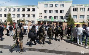 Путин попросил предоставить предложения по упорядочению оборота оружия после трагедии в казанской гимназии