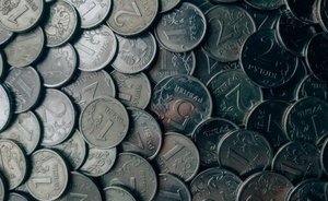 Эксперты считают, что рубль закрепится в диапазоне 75—80 рублей за доллар