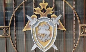 Бывший сотрудник колонии предстанет перед судом за провоз телефонов заключенным за взятку