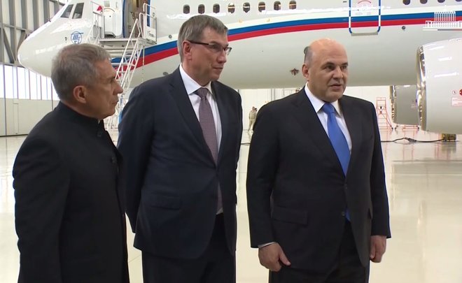 Михаил Мишустин оценил технологическое оснащение Казанского авиазавода