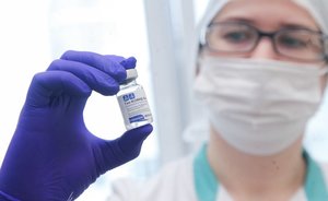 Роспотребнадзор рекомендовал соблюдать меры безопасности после вакцинации