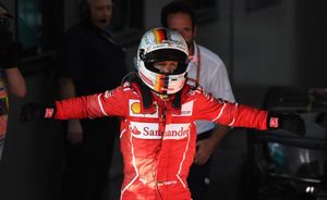 Себастьян Феттель одержал третью победу в этом сезоне «Формулы-1», Квят не доехал до финиша