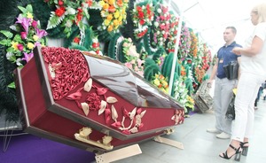 В России за 2021 год смертность выросла на 15,9% из-за COVID-19