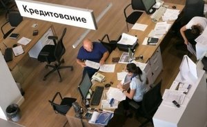 Просроченные долги россиян по потребкредитам достигли 631 млрд рублей