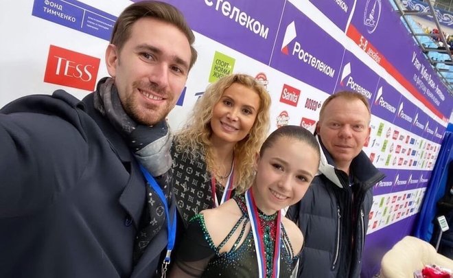 Тутберидзе-тим поздравила Валиеву с победой на этапе Кубка России в Москве