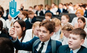 Экологи «Нижнекамскнефтехима» провели увлекательный урок для учеников 25-й гимназии