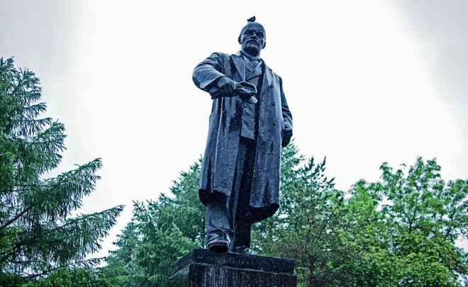 В Перми отреставрируют памятник Владимиру Ленину за 950 тысяч рублей