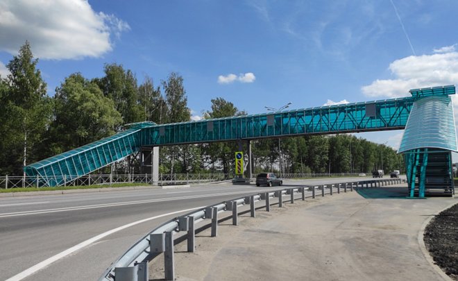 В Татарстане на трассе Йошкар-Ола — Зеленодольск построили два надземных пешеходных перехода
