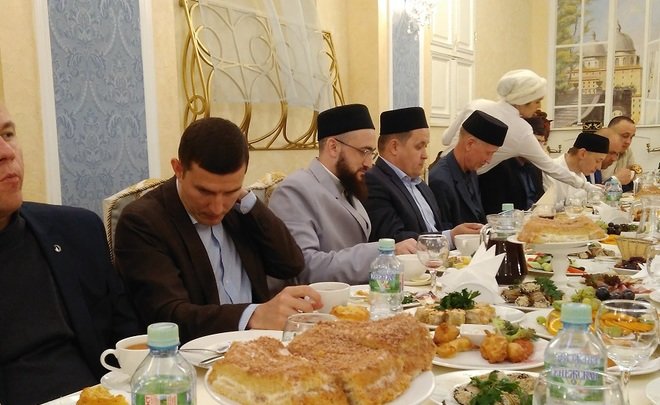 Муфтий Татарстана: мечеть на Кремлевской набережной откроется в августе