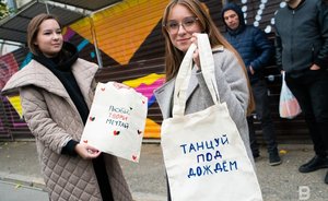 Как проходит фестиваль на Профсоюзной: экскурсии, мастер-классы, своп-маркет и дочка Сладковского