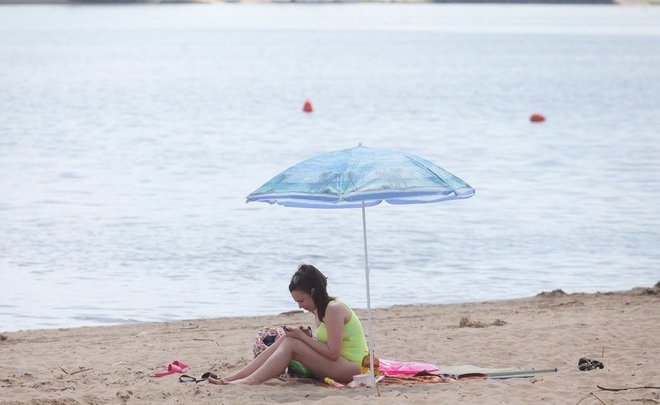 Казанцам рассказали о температуре воды в Волге и озерах на выходных