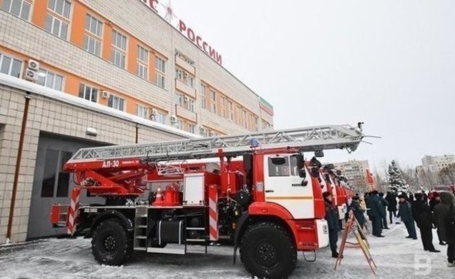 В Тольятти загорелось здание рынка