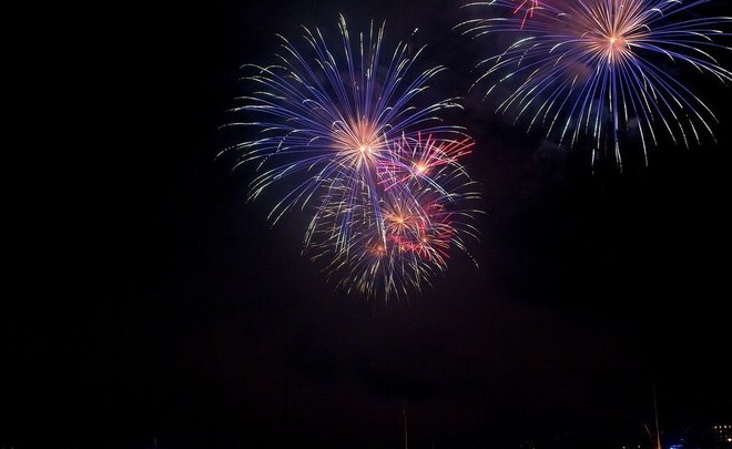 В Челнах выделили три места для запуска фейерверков