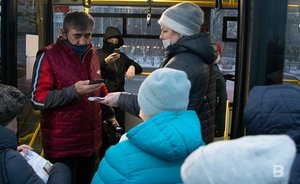 В первый день введения QR-кодов в транспорте им не смогли воспользоваться 2,8 тыс. казанцев