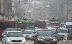 ГИБДД рекомендовала казанцам отказаться от поездок за пределы города из-за метели