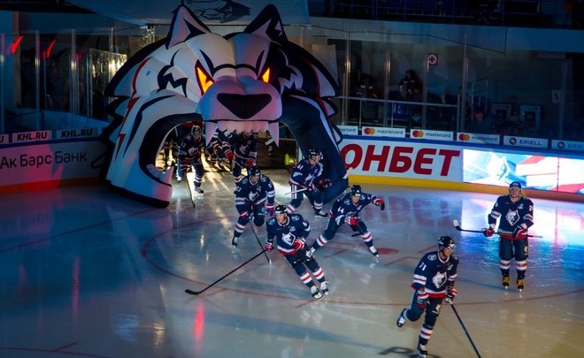 «Нефтехимик» победил «Амур» со счетом 2:1