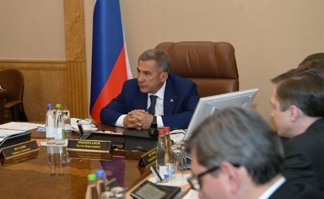 Рустам Минниханов провел заседание совета директоров «Татнефтехиминвест-холдинга»