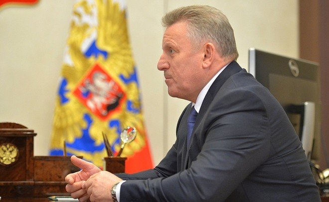 На выборах в Хабаровском крае экзитпол отдал победу действующему главе Шпорту