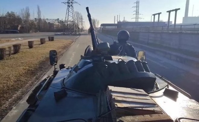 За сутки из опасных районов Украины, ДНР и ЛНР в Россию эвакуировали почти 18 тысяч человек