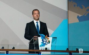 Медведев: Россия не будет первой отменять контрсанкции
