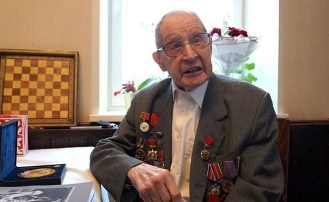 Ушел из жизни старейший гроссмейстер мира Юрий Авербах