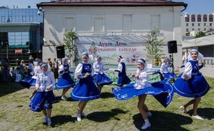 В Казани открылся двухдневный фестиваль «Духов день»