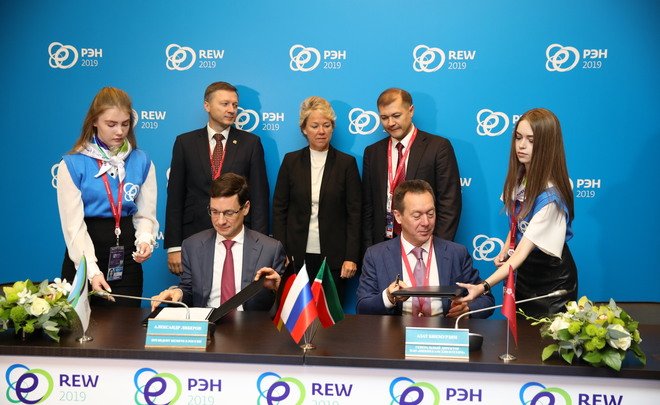 НКНХ и КОС подписали с Siemens контракт на техническое обслуживание электростанций на РЭН-2019