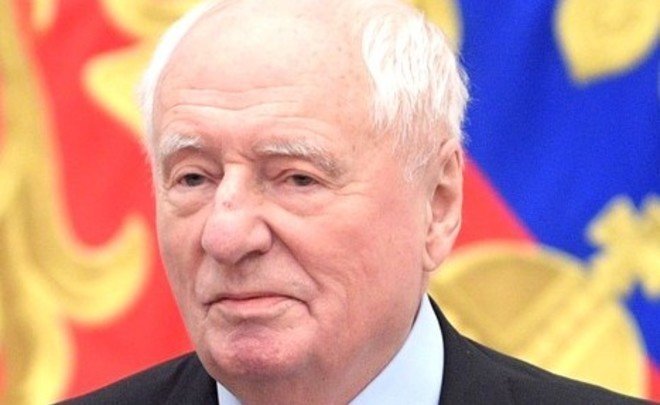 Марка Захарова похоронили на Новодевичьем кладбище