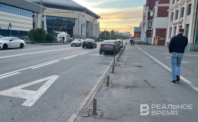 Заборизация Казани 2.0: уродливые ограждения в центре города протянули лишь пятилетку