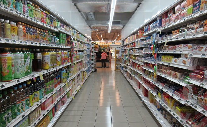 В России введут штрафы для торговых сетей за нарушение условий хранения продуктов