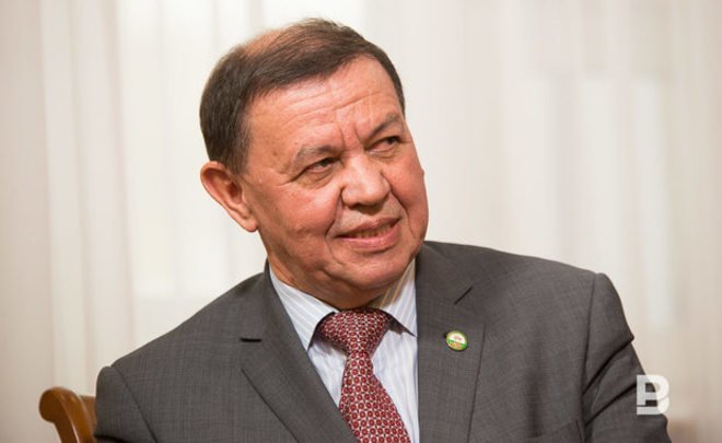 Минниханов назначил Мякзюма Салахова президентом Академии наук РТ на второй срок