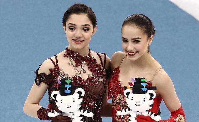Фигуристка Евгения Медведева заявила, что устала от сравнений с Алиной Загитовой
