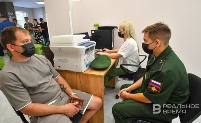 В Татарстане утвердили порядок осуществления выплаты контрактникам