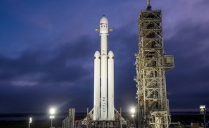 Первый запуск ракеты Falcon Heavy может состояться 6 февраля