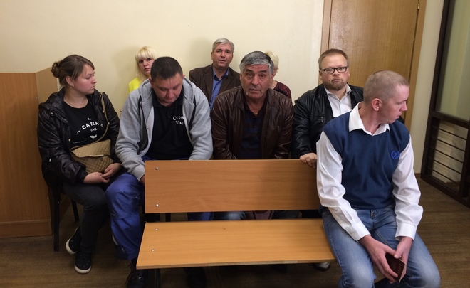 В Вахитовском суде стартовало рассмотрение дела по факту столкновения поезда с грузовиком в Казани, при котором погибли два человека