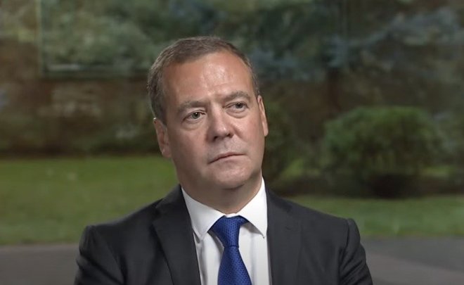 Медведев — о сомнениях Запада в легитимности российских выборов: «Плевать на такие заявления»