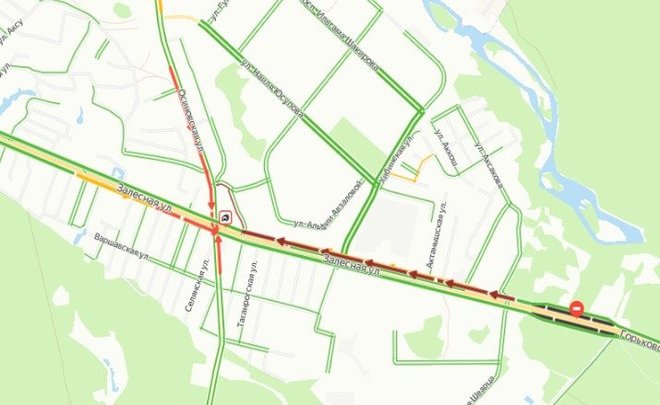 В Казани на улицах Залесной и Осиновской образовались километровые пробки