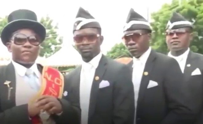 Видеомем «Танцующие носильщики гробов» продали на NFT-аукционе за $1 млн