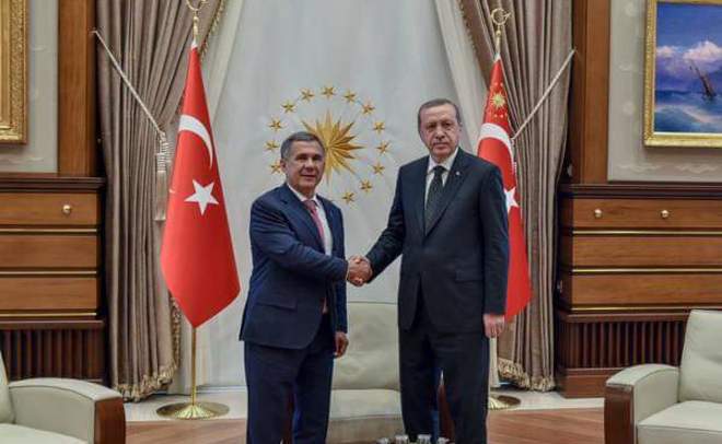 ​Эрдоган поздравил Рустама Минниханова с Днем республики
