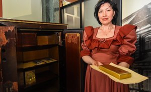 Цены на золото поднялись до максимума за 7 лет