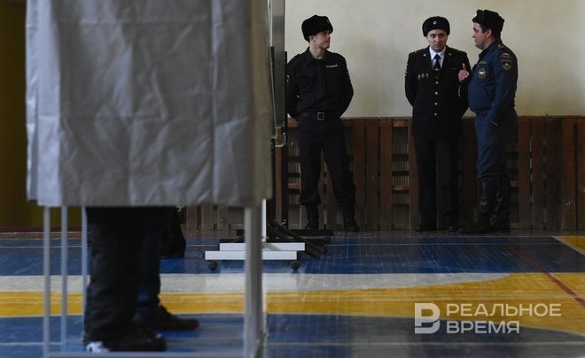 Госдума приняла поправки, уточняющие положения закона о выборах президента России