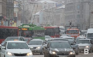 Татарстанская автоинспекция рекомендовала водителям не выезжать за город из-за снегопада