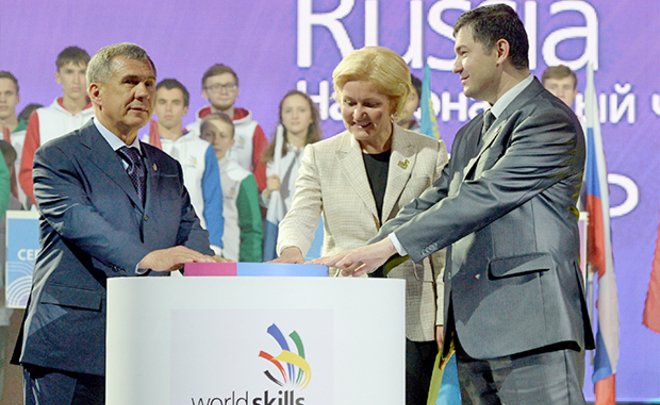 Минниханов принял участие в заседании оргкомитета WorldSkills-2019