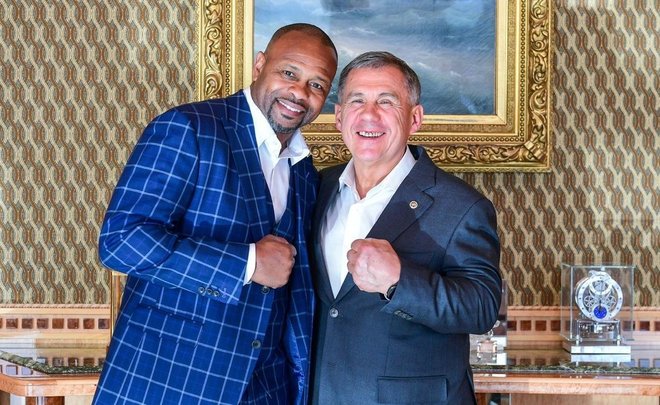 Американский боксер померился кулаками с президентом Татарстана