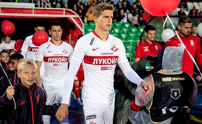 «Спартак» выставил основной состав на игру с «КАМАЗом»